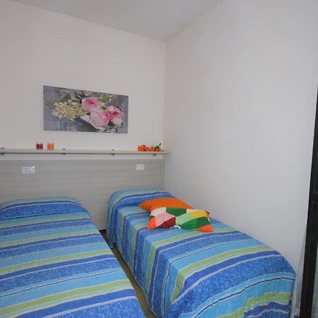 Residenza La Meridiana Lignano Sabbiadoro Dış mekan fotoğraf